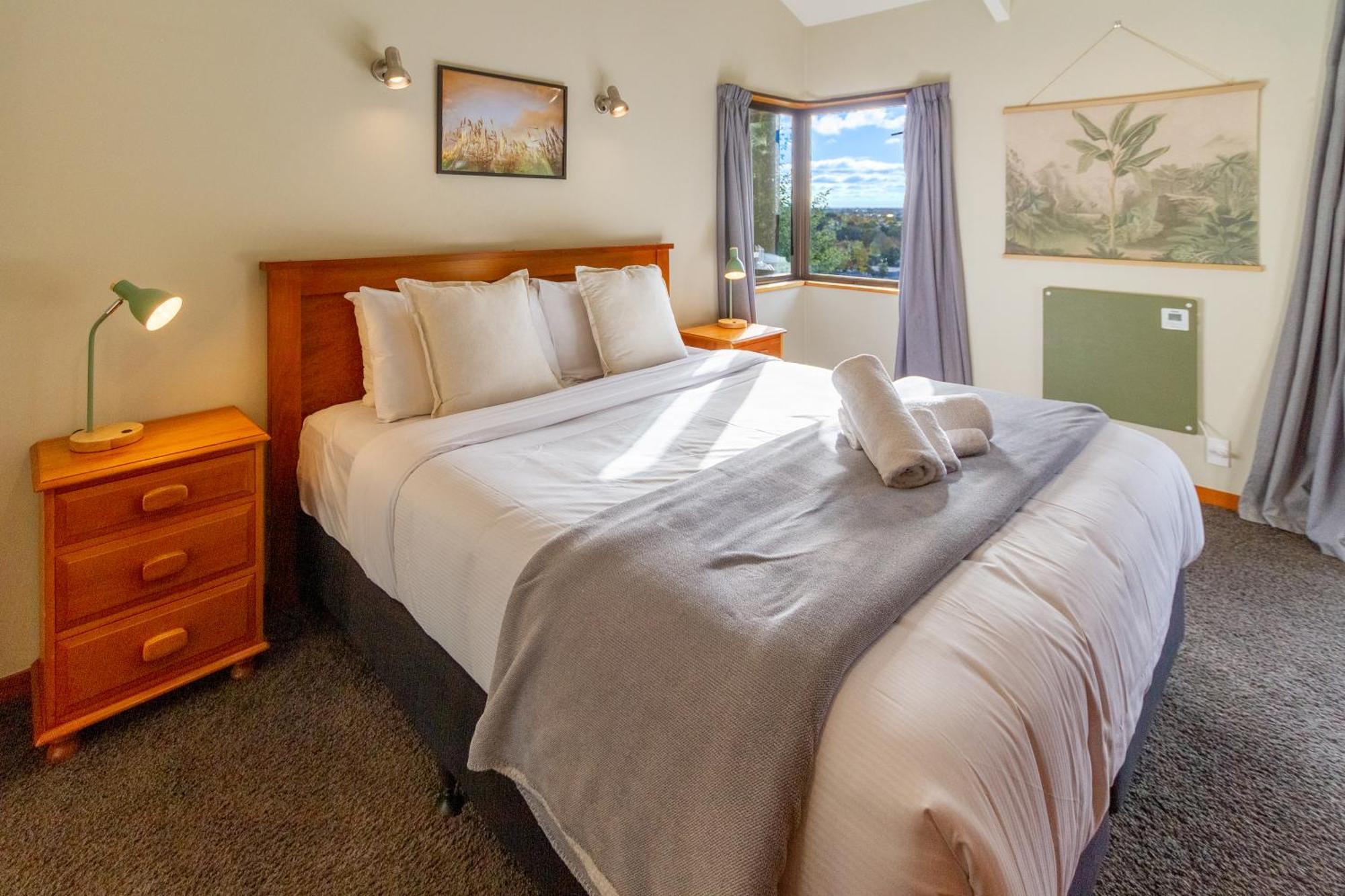 Sherwood Lodge 4-Bedroom Holiday Home With Spectacular Views كريستتشيرش المظهر الخارجي الصورة